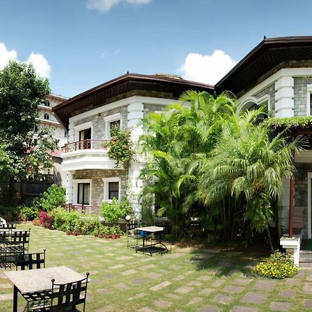 Trek-O-Tel Hotell Pokhara Exteriör bild