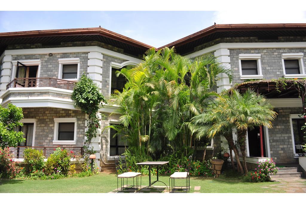 Trek-O-Tel Hotell Pokhara Exteriör bild