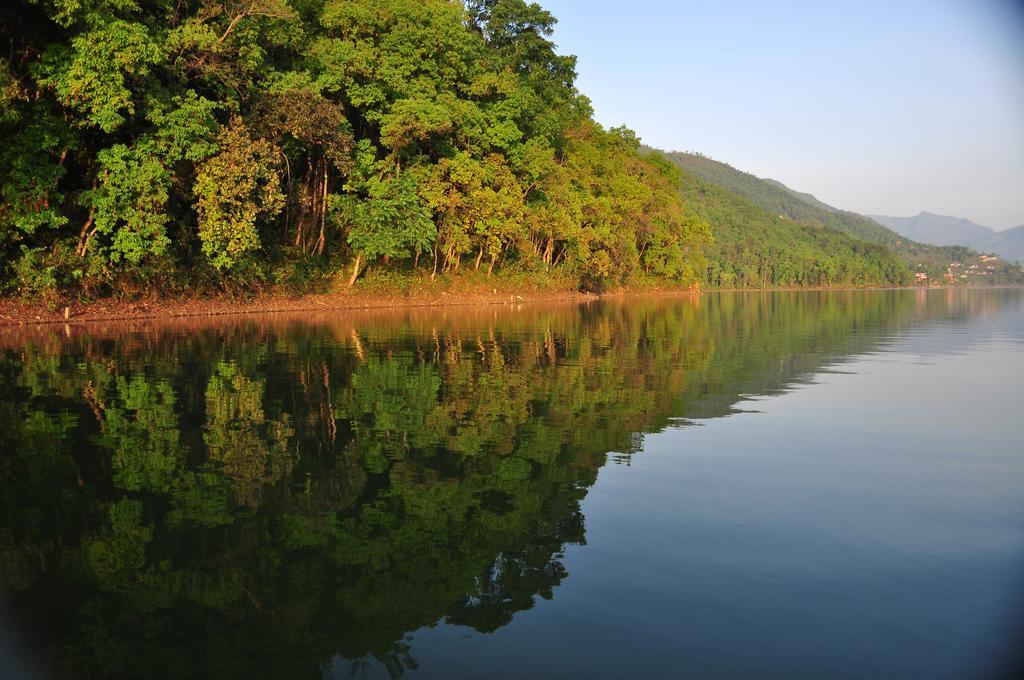 Trek-O-Tel Hotell Pokhara Exteriör bild