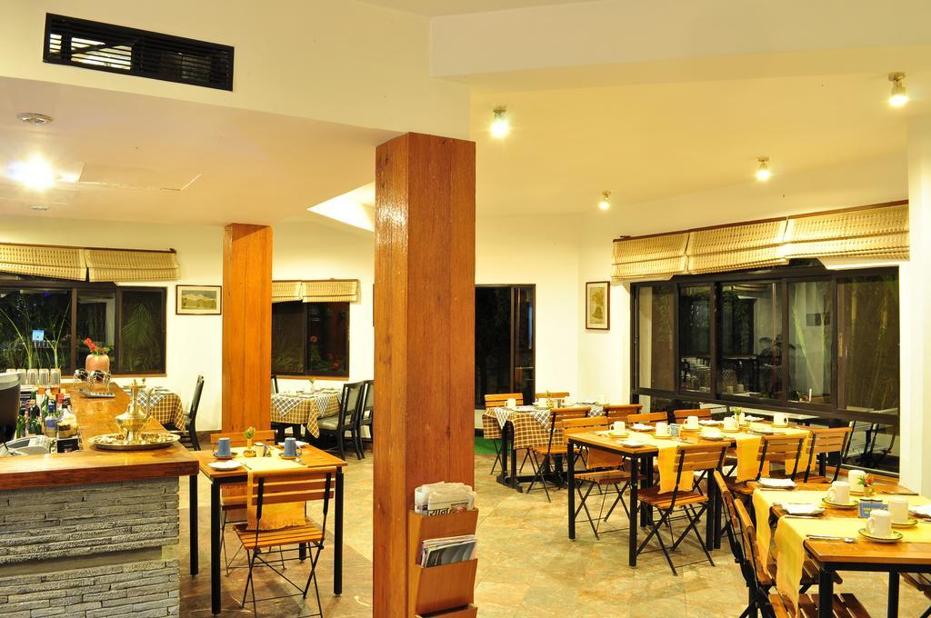 Trek-O-Tel Hotell Pokhara Exteriör bild