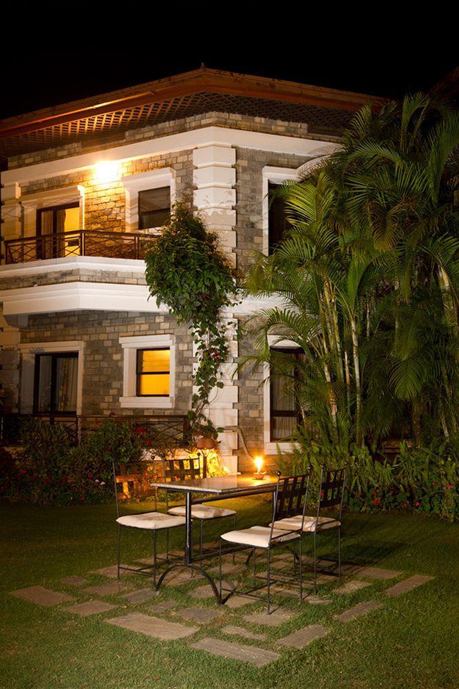 Trek-O-Tel Hotell Pokhara Exteriör bild