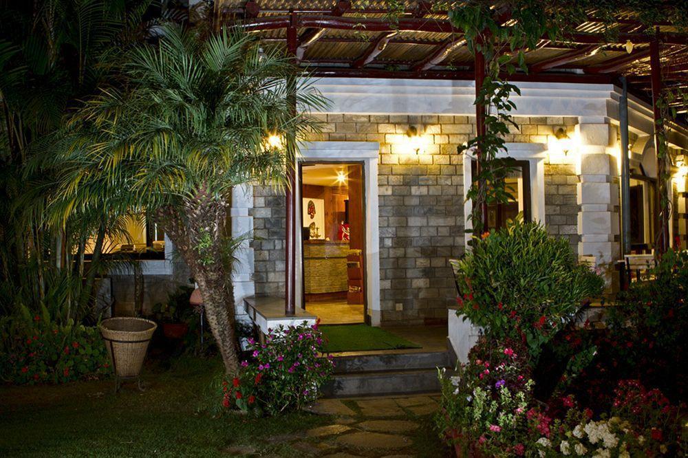 Trek-O-Tel Hotell Pokhara Exteriör bild