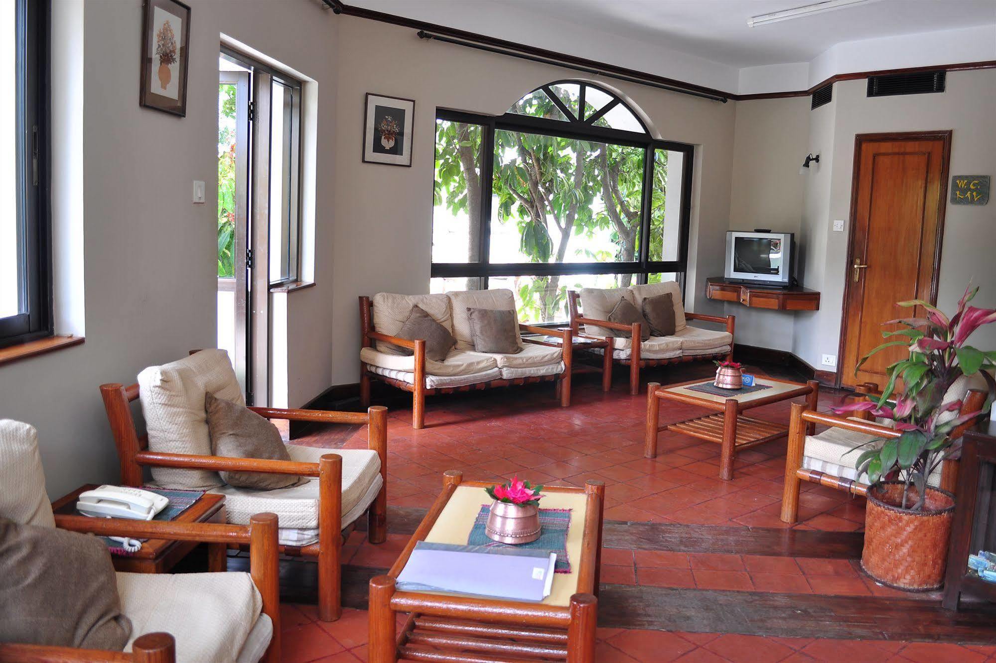 Trek-O-Tel Hotell Pokhara Exteriör bild