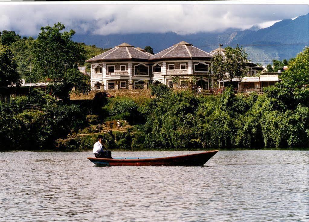 Trek-O-Tel Hotell Pokhara Exteriör bild